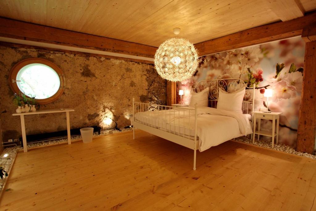 hotel rainhof scheune&naturpark restaurant  Kirchzarten Buitenkant foto